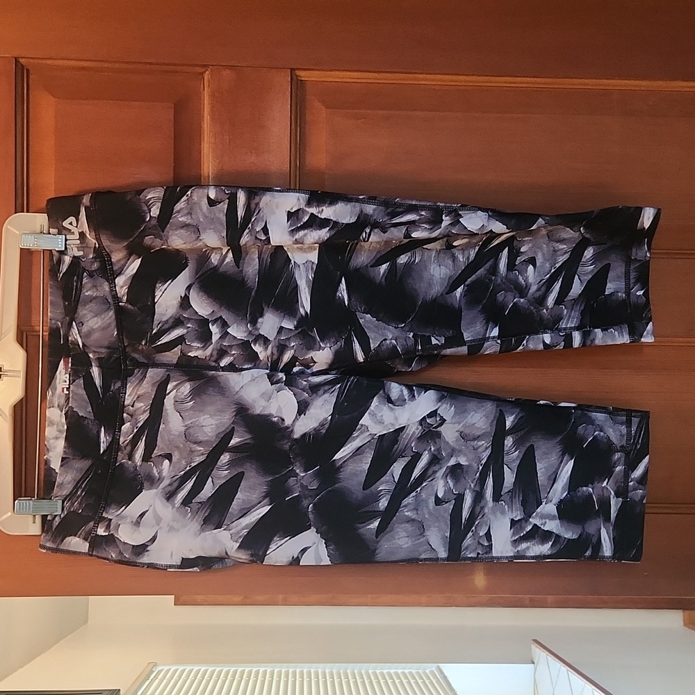 Fila sport running capri pants leggings